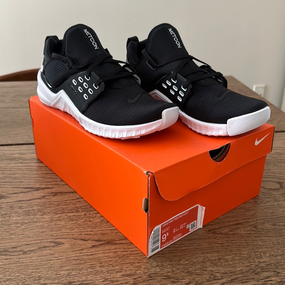 Women’s Nike Free Metcon 2 NWT size 9